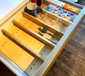 食器棚引き出しの奥行きについて