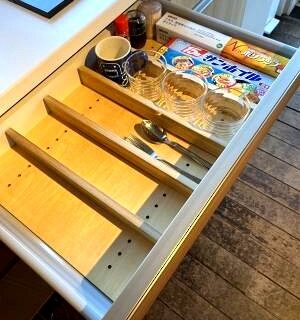 食器棚引き出しの奥行きについて